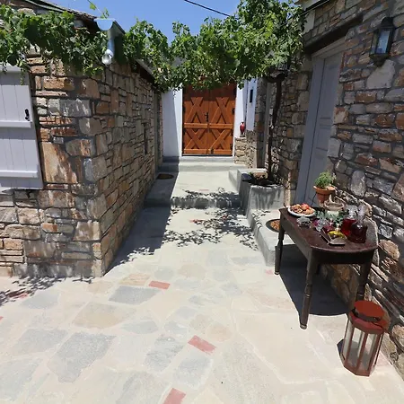 Aliki Bay View Aparthotel *