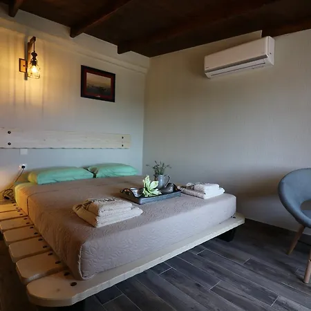 Lejlighedshotel Aliki Bay View 3*